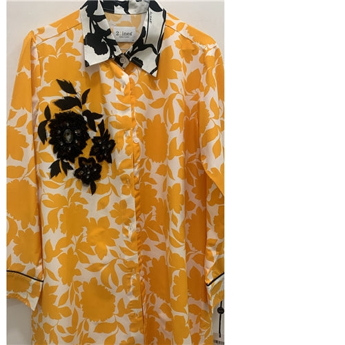 Yellow flower flo/sh قميص ورد أصفر