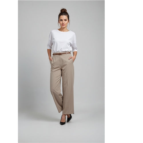 with belts trouser بنطلون مع حزام